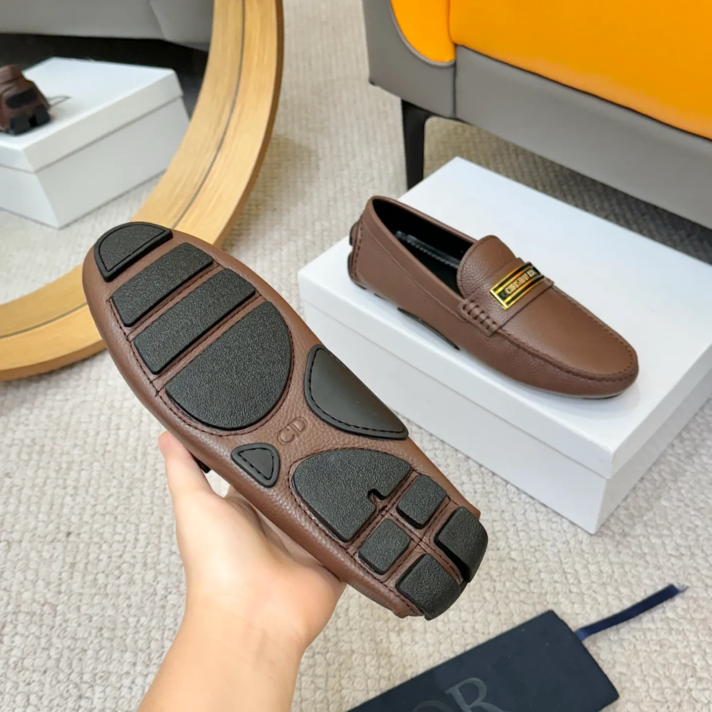 Men's clothing and shoes 💰420! (Yangli) Quality DIOR [Dior’s latest arrival] real auction hot-selling Doudou shoes 🔍DIOR) new Doudou shoes 👍Belgian designer Martin Margiela serves as Gucci shoe designer y full of charm, luxury style gentleman upper: imported cowhide, lining with spring sweat-absorbent first-layer sheepskin. Outsole Brand outsole, the last stitching on the bottom will never come off; equipped with classic Gucci exquisite hardware C D buckle💋The whole pair of shoes is fashionable and casual without losing high-end style; standard 38-46